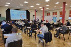 ELEKTROMECHATRON 2024 – Uczestnicy na auli Zespołu Szkół Elektronicznych w Rzeszowie